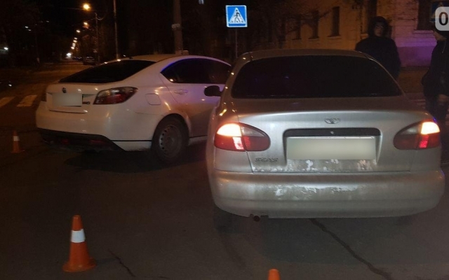 На Шнеерсона в результате аварии пострадал пассажир одного из автомобилей Фото № 4 На Шнеерсона в результате аварии пострадал пассажир одного из автомобилей Фото № 4