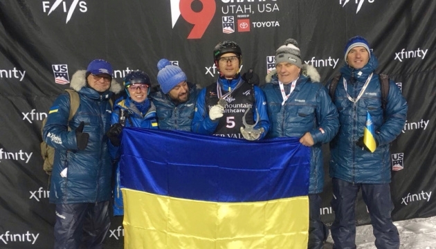 Николаевец Александр Абраменко завоевал серебряную медаль на Чемпионате мира по фристайлу и сноубордингу Фото № 0 Николаевец Александр Абраменко завоевал серебряную медаль на Чемпионате мира по фристайлу и сноубордингу Фото № 0