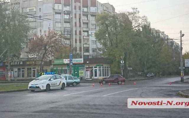 Утренняя авария на Центральном проспекте, пострадал ребенок Фото № 9 Утренняя авария на Центральном проспекте, пострадал ребенок Фото № 9