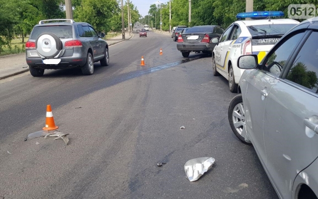В Николаеве произошла авария с участием трех транспортных средств и пострадавшими Фото № 1 В Николаеве произошла авария с участием трех транспортных средств и пострадавшими Фото № 1