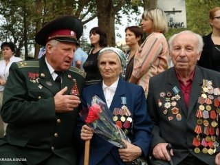 Николаевских ветеранов поздравили с Днем партизанской славы Фото № 0 Николаевских ветеранов поздравили с Днем партизанской славы Фото № 0