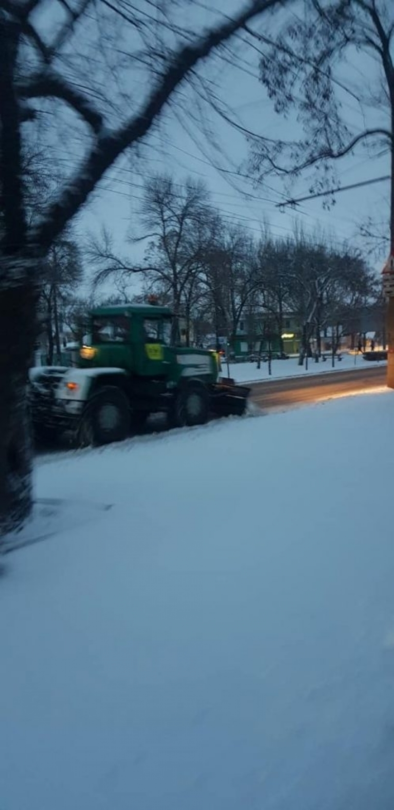 ЭЛУ автодорог Николаева отчиталась о первых результатах работы во время ухудшения погоды и снегопада Фото № 1 ЭЛУ автодорог Николаева отчиталась о первых результатах работы во время ухудшения погоды и снегопада Фото № 1