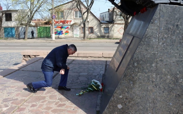 Сегодня Николаев отмечает 76-ю годовщину освобождения от нацистских оккупантов (ФОТО) Фото № 4 Сегодня Николаев отмечает 76-ю годовщину освобождения от нацистских оккупантов (ФОТО) Фото № 4