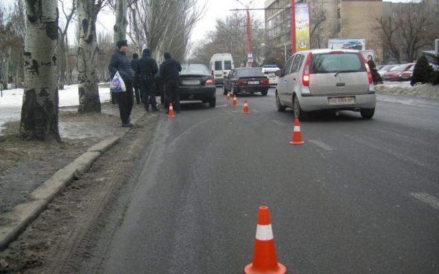 В Николаеве на Садовой улице произошло ДТП Фото № 1 В Николаеве на Садовой улице произошло ДТП Фото № 1
