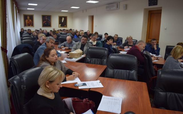 В Николаевской облгосадминистрации подняли вопрос о незаконной деятельности автозаправочных станций Фото № 2 В Николаевской облгосадминистрации подняли вопрос о незаконной деятельности автозаправочных станций Фото № 2