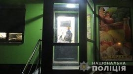 В Вознесенске со стрельбой ограбили продуктовый магазин Фото № 0 В Вознесенске со стрельбой ограбили продуктовый магазин Фото № 0