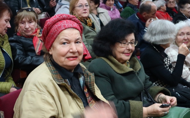 В Николаеве прошли торжества ко Дню освобождения Украины от нацистских захватчиков Фото № 15 В Николаеве прошли торжества ко Дню освобождения Украины от нацистских захватчиков Фото № 15