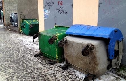 В Николаеве произведут замену старых мусорных контейнеров Фото № 0 В Николаеве произведут замену старых мусорных контейнеров Фото № 0