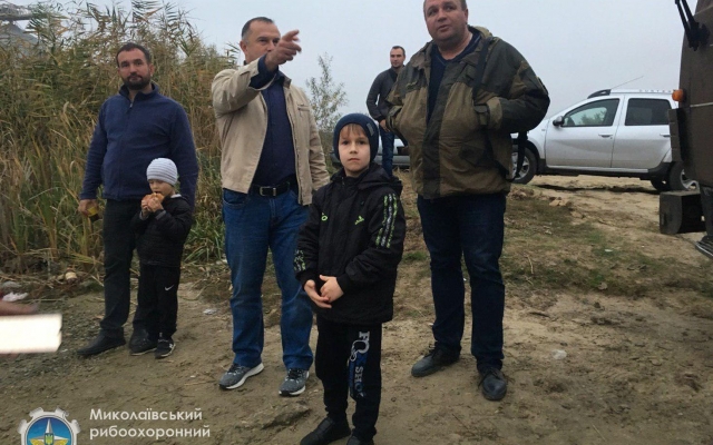 В Южный Буг выпущено более 18 тонн рыбы Фото № 6 В Южный Буг выпущено более 18 тонн рыбы Фото № 6