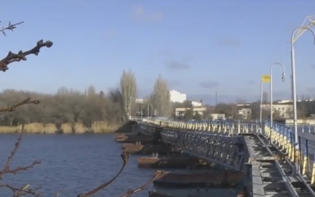 Через реку Ингул оторвался пешеходный мост Фото № 0 Через реку Ингул оторвался пешеходный мост Фото № 0