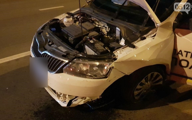 Преследование нарушителя: патрульная полиция догоняла автомобиль и врезалась в столб Фото № 0 Преследование нарушителя: патрульная полиция догоняла автомобиль и врезалась в столб Фото № 0
