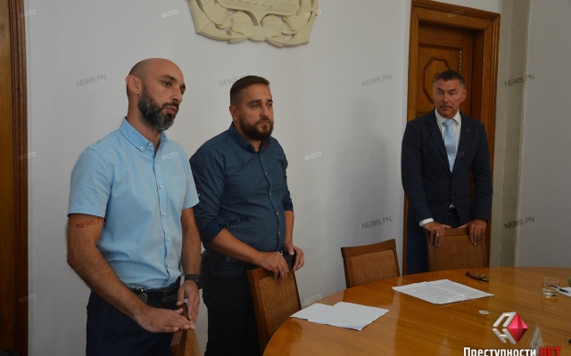Городские власти подписали договор с польской фирмой на проектирование ремонта Варваровского моста Фото № 2 Городские власти подписали договор с польской фирмой на проектирование ремонта Варваровского моста Фото № 2