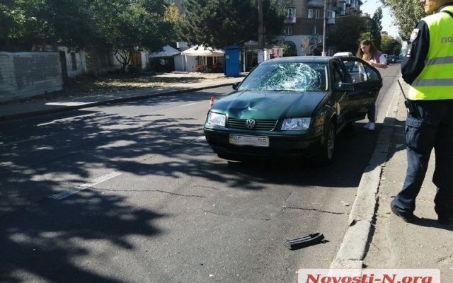 На Центральном проспекте автомобиль сбил пешехода Фото № 2 На Центральном проспекте автомобиль сбил пешехода Фото № 2