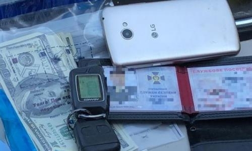 Взятка зерном и валютой Фото № 0 Взятка зерном и валютой Фото № 0