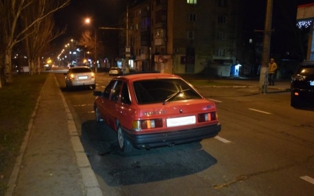 В Николаеве автомобиль сбил военнослужащего Фото № 3 В Николаеве автомобиль сбил военнослужащего Фото № 3