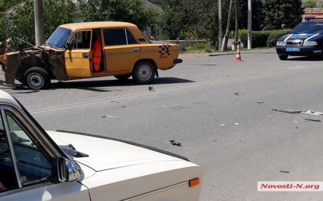 В Новой Одессе произошла авария с участием мотоцикла и автомобиля Фото № 0 В Новой Одессе произошла авария с участием мотоцикла и автомобиля Фото № 0