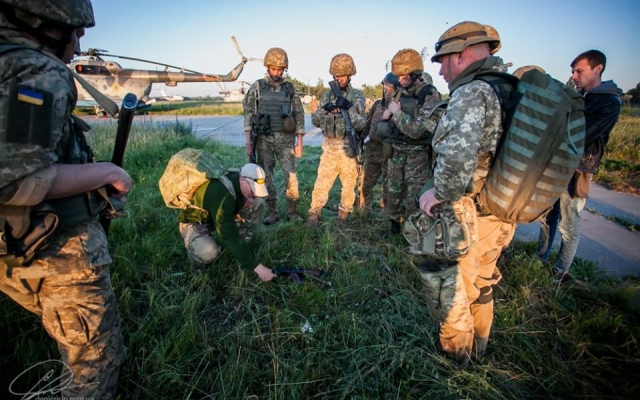 Новобранцы - морпехи совершили марш-бросок на 80 километров Фото № 2 Новобранцы - морпехи совершили марш-бросок на 80 километров Фото № 2