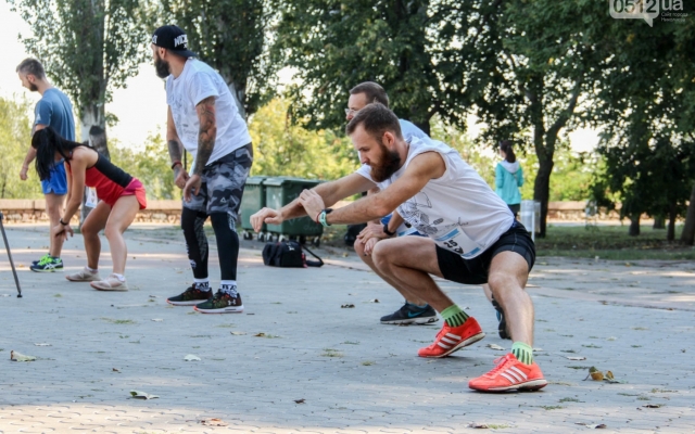 По Николаеву пробежались самые бородатые люди города Фото № 4 По Николаеву пробежались самые бородатые люди города Фото № 4