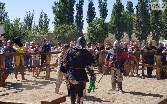 В Николаеве проходит III Рыцарский фестиваль исторического средневекового боя «Кубок Ольвии-2018» Фото № 5 В Николаеве проходит III Рыцарский фестиваль исторического средневекового боя «Кубок Ольвии-2018» Фото № 5
