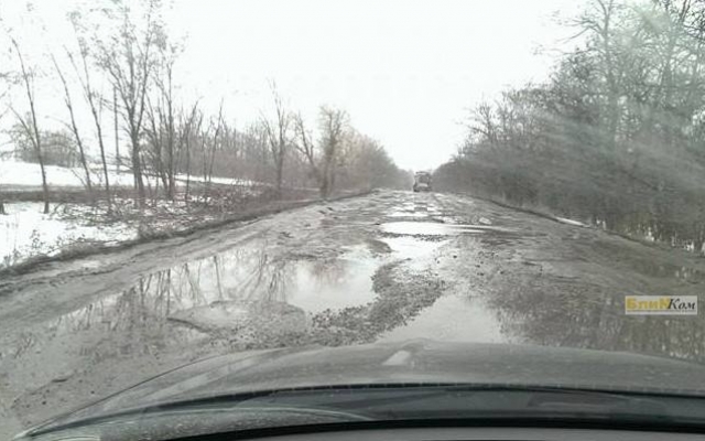 В Николаеве начали расчищать тающий снег Фото № 0 В Николаеве начали расчищать тающий снег Фото № 0