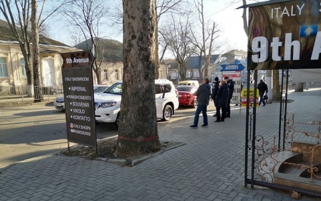 В центре города между семьями одесситов и николаевцев произошел конфликт со стрельбой Фото № 2 В центре города между семьями одесситов и николаевцев произошел конфликт со стрельбой Фото № 2