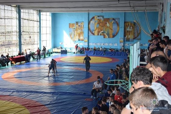 В Николаеве прошел Чемпионат Украины по вольной борьбе среди школьников Фото № 7 В Николаеве прошел Чемпионат Украины по вольной борьбе среди школьников Фото № 7
