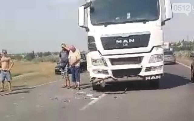 Возле Коблево произошло масштабное ДТП Фото № 2 Возле Коблево произошло масштабное ДТП Фото № 2