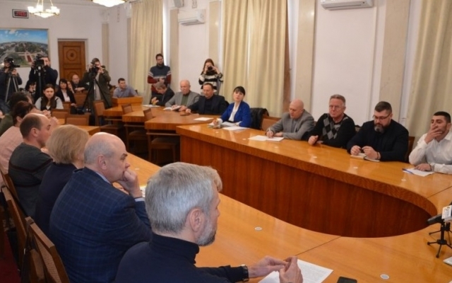 Почему разрушаются дороги в Николаева? Ответ на этот вопрос искали специалисты по недвижимости Фото № 2 Почему разрушаются дороги в Николаева? Ответ на этот вопрос искали специалисты по недвижимости Фото № 2