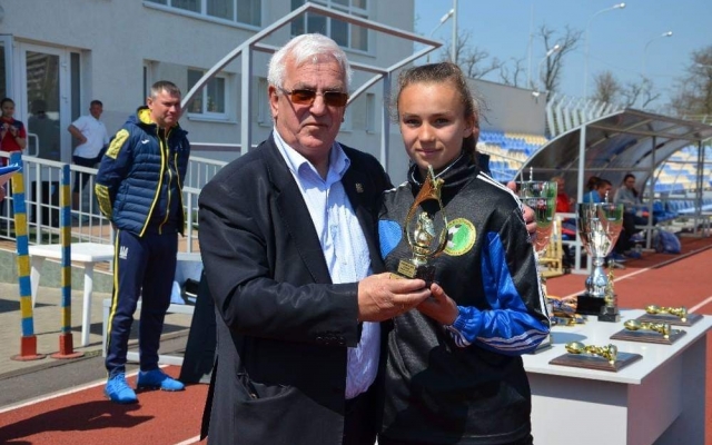 Женская сборная Николаевской области стала чемпионом Высшей лиги Украины WU-16 Фото № 0 Женская сборная Николаевской области стала чемпионом Высшей лиги Украины WU-16 Фото № 0