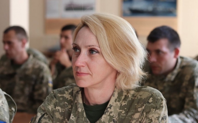 Губернатор Николаевской области Алексей Савченко вручил морпехам сертификаты на квартиры Фото № 2 Губернатор Николаевской области Алексей Савченко вручил морпехам сертификаты на квартиры Фото № 2