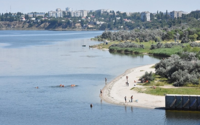 Отдых на городских пляжах - безопасно ли это для николаевцев на фоне пандемии коронавируса Фото № 0 Отдых на городских пляжах - безопасно ли это для николаевцев на фоне пандемии коронавируса Фото № 0