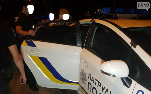 В центре Николаева два парня надругались над 12-летней девочкой Фото № 0 В центре Николаева два парня надругались над 12-летней девочкой Фото № 0