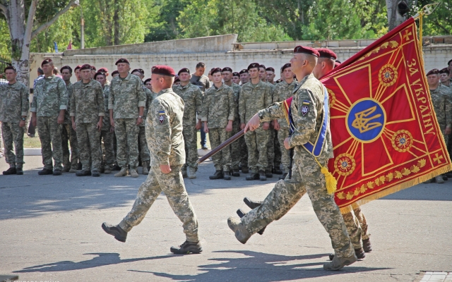 Жители Николаева почтили память павших десантников Фото № 91 Жители Николаева почтили память павших десантников Фото № 91