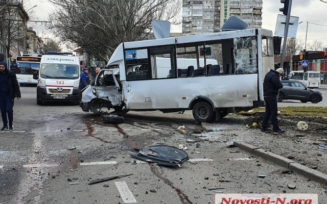 Мэр Сенкевич прокомментировал трагическую аварию с маршруткой в Николаеве Фото № 0 Мэр Сенкевич прокомментировал трагическую аварию с маршруткой в Николаеве Фото № 0