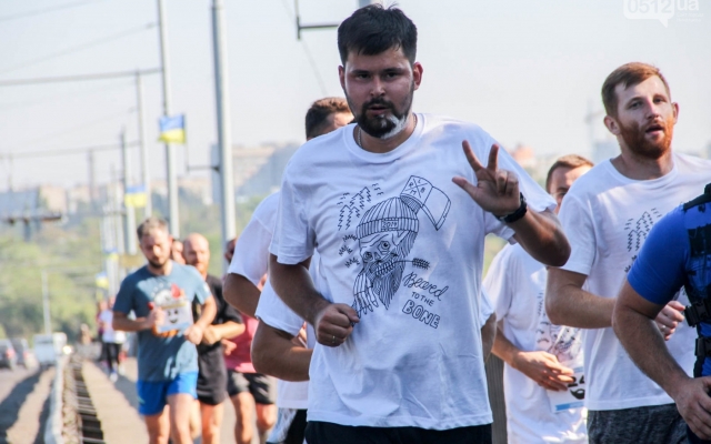 По Николаеву пробежались самые бородатые люди города Фото № 12 По Николаеву пробежались самые бородатые люди города Фото № 12