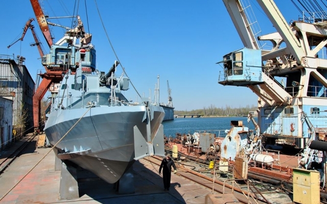 На судостроительном заводе спустили на воду два бронекатера после ремонта Фото № 2 На судостроительном заводе спустили на воду два бронекатера после ремонта Фото № 2