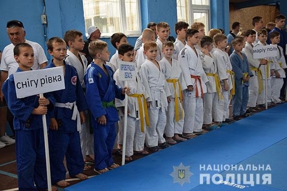 В Николаевской области проходит Всеукраинский турнир по дзюдо «Память», посвященный погибшим правоохранителям и воинам АТО Фото № 7 В Николаевской области проходит Всеукраинский турнир по дзюдо «Память», посвященный погибшим правоохранителям и воинам АТО Фото № 7