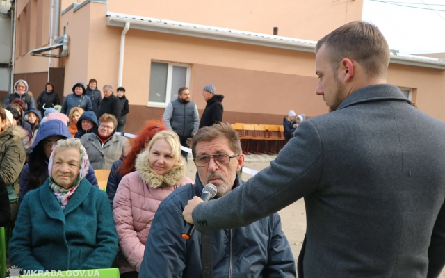 Мэр Николаева Александр Сенкевич встретился с жителями Варваровки Фото № 5 Мэр Николаева Александр Сенкевич встретился с жителями Варваровки Фото № 5