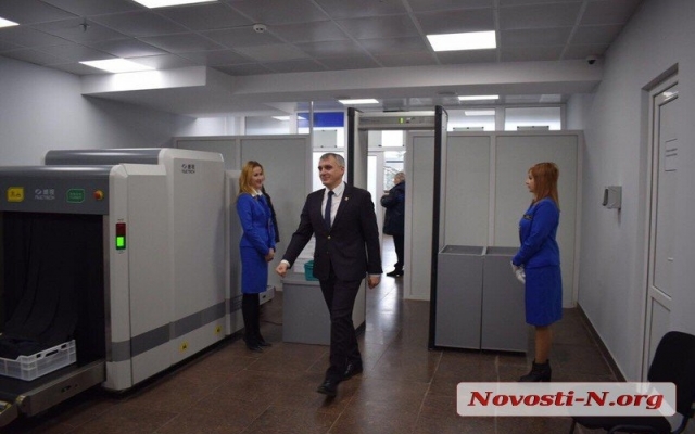 Из Николаева совершен первый пробный рейс по маршруту «Николаев-Киев-Николаев» с депутатами и чиновниками на борту Фото № 9 Из Николаева совершен первый пробный рейс по маршруту «Николаев-Киев-Николаев» с депутатами и чиновниками на борту Фото № 9