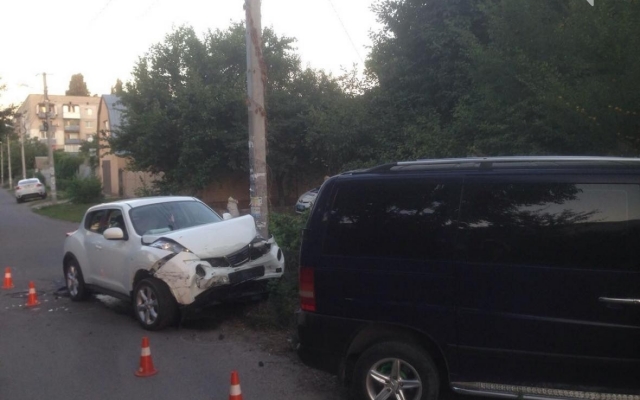 Водители автомобилей попали в больницу в результате ДТП Фото № 2 Водители автомобилей попали в больницу в результате ДТП Фото № 2