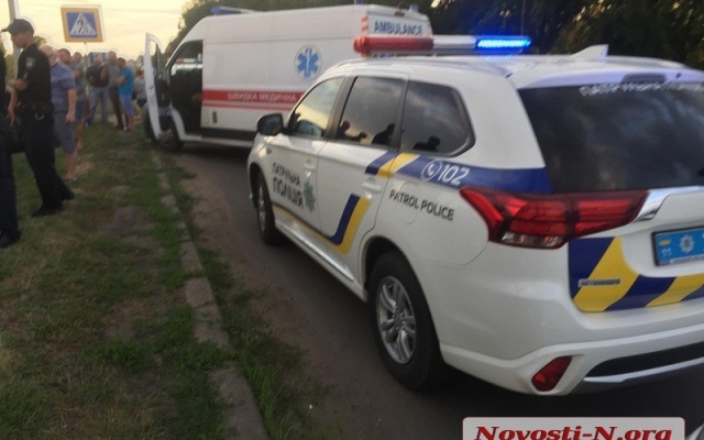 На выезде из Николаева автомобиль слетел с дороги, в машине находились трое с признаками серьезного наркотического опьянения Фото № 8 На выезде из Николаева автомобиль слетел с дороги, в машине находились трое с признаками серьезного наркотического опьянения Фото № 8
