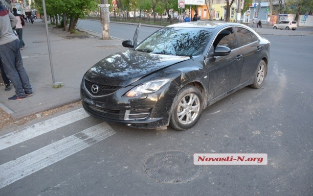 В центре Николаеве произошло ДТП при участии автомобилей Porsche Cayenne и Mazda 6 Фото № 1 В центре Николаеве произошло ДТП при участии автомобилей Porsche Cayenne и Mazda 6 Фото № 1