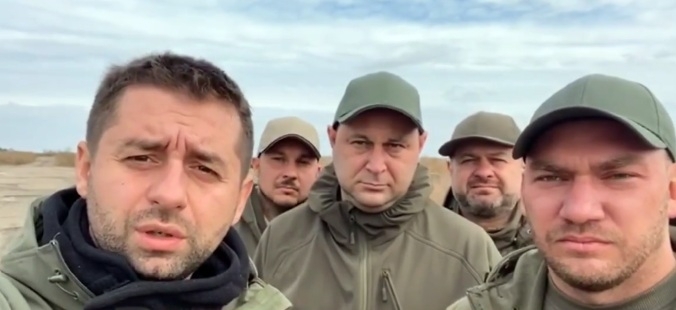 Нардепы из Николаевщины посетили линию фронта и провели одни сутки с военнослужащими в окопах Фото № 0 Нардепы из Николаевщины посетили линию фронта и провели одни сутки с военнослужащими в окопах Фото № 0