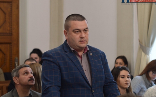 Фуры вокруг города и на его улицах – ситуацию прокомментировал главный «транспортник» Николаева Фото № 0 Фуры вокруг города и на его улицах – ситуацию прокомментировал главный «транспортник» Николаева Фото № 0