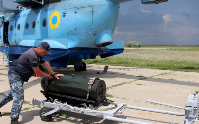 В Николаевской области прошли масштабные учения украинской морской авиации (фото) Фото № 1 В Николаевской области прошли масштабные учения украинской морской авиации (фото) Фото № 1