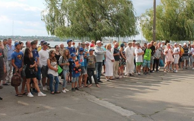 Переходящий «Кубок РОТАРИ» до следующей регаты в Николаеве будет у яхты «Гангут» Фото № 2 Переходящий «Кубок РОТАРИ» до следующей регаты в Николаеве будет у яхты «Гангут» Фото № 2