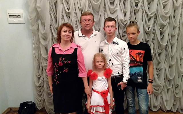 Волонтер из Николаева - многодетный отец нуждается в финансовой помощи для операции на сердце Фото № 0 Волонтер из Николаева - многодетный отец нуждается в финансовой помощи для операции на сердце Фото № 0
