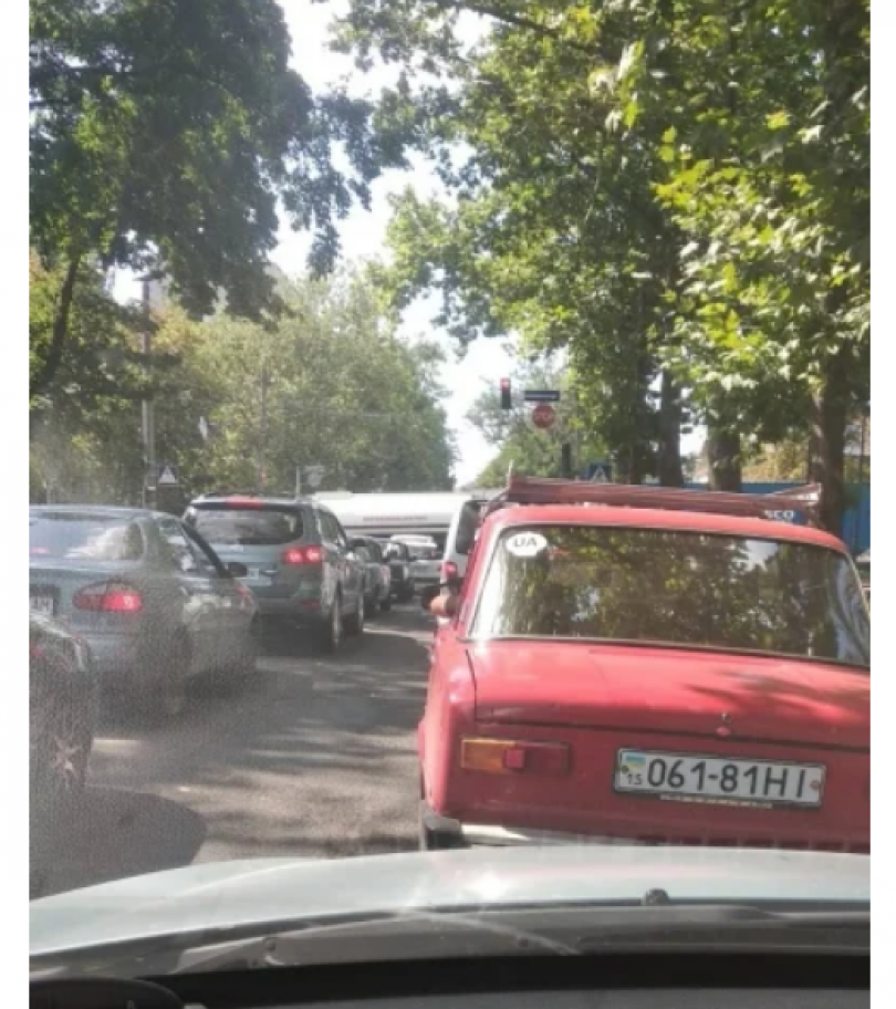 Традиционно в Николаеве на Южнобугском и Ингульском мостах - тянучка (видео) Фото № 0 Традиционно в Николаеве на Южнобугском и Ингульском мостах - тянучка (видео) Фото № 0