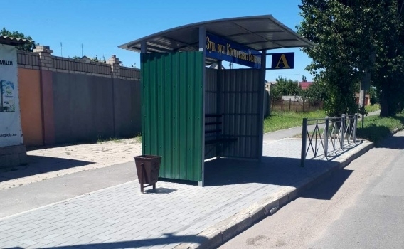В Николаеве появилась очень скромная остановка за очень нескромную сумму Фото № 0 В Николаеве появилась очень скромная остановка за очень нескромную сумму Фото № 0