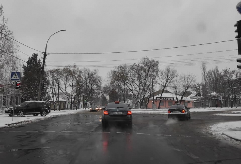 ЭЛУ автодорог Николаева отчиталась о первых результатах работы во время ухудшения погоды и снегопада Фото № 9 ЭЛУ автодорог Николаева отчиталась о первых результатах работы во время ухудшения погоды и снегопада Фото № 9
